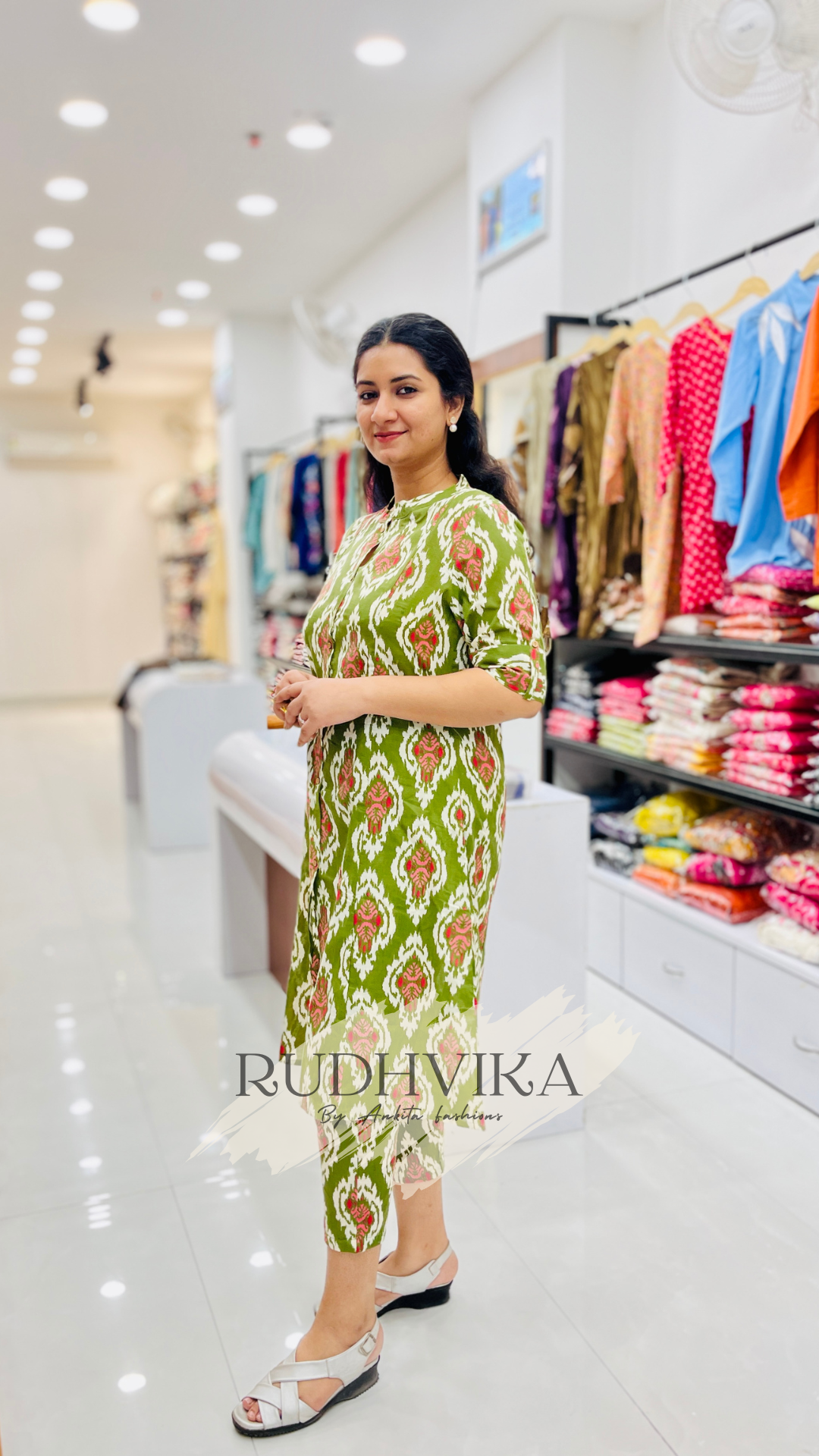 RUDHVIKA Green Ikat Cotton Kurti Pant Set